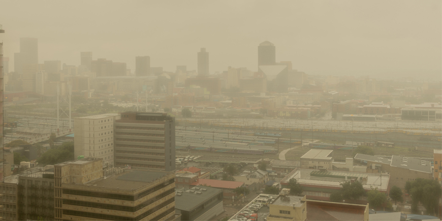 Air pollution in Johannesburg | CURIOS.TY 20: #Thrive © https://www.wits.ac.za/curiosity/ Air pollution in Johannesburg | CURIOS.TY 20: #Thrive © https://www.wits.ac.za/curiosity/